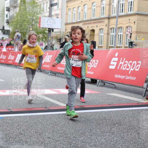 25.04.2026 - Das Zehntel Strokosch-Dieckow http://msf.ph/oto/9615955 25.04.2026 09:08:22 Ziel 1978, 1984, 2191, 2206, 2415 meine-sportfotos.de