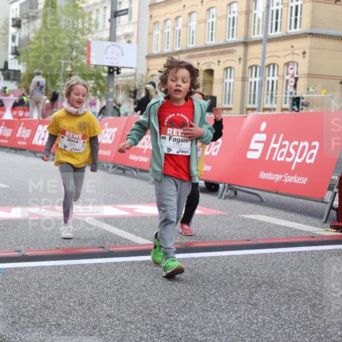 25.04.2026 - Das Zehntel Strokosch-Dieckow http://msf.ph/oto/9615958 25.04.2026 09:08:23 Ziel 1978, 1984, 2191, 2206, 2415, 3006, 3033 meine-sportfotos.de