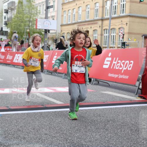 25.04.2026 - Das Zehntel Strokosch-Dieckow http://msf.ph/oto/9615965 25.04.2026 09:08:23 Ziel 1978, 1984, 2191, 2206, 2415, 3006, 3033 meine-sportfotos.de