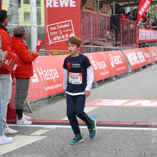 25.04.2026 - Das Zehntel Strokosch-Dieckow http://msf.ph/oto/9616006 25.04.2026 08:47:59 Ziel 1851, 1999, 2160, 2798 meine-sportfotos.de