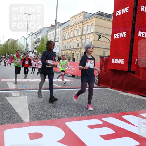 25.04.2026 - Das Zehntel Strokosch-Dieckow http://msf.ph/oto/9616025 25.04.2026 09:08:26 Ziel 1426, 1489, 1978, 1984, 2191, 2206, 2567, 3006, 3033, 3437 meine-sportfotos.de