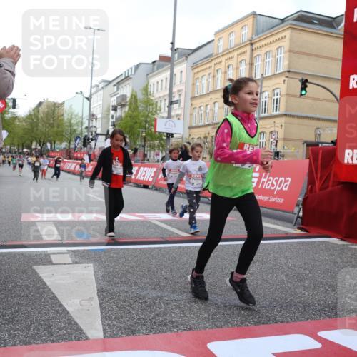 25.04.2026 - Das Zehntel Strokosch-Dieckow http://msf.ph/oto/9616047 25.04.2026 09:08:28 Ziel 1426, 1489, 1978, 1984, 2191, 2567, 3006, 3033, 3437 meine-sportfotos.de