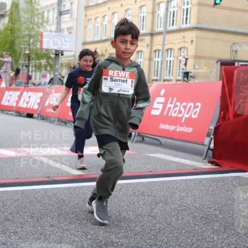 25.04.2026 - Das Zehntel Strokosch-Dieckow http://msf.ph/oto/9616104 25.04.2026 09:08:35 Ziel 1061, 1072, 1862, 2110, 2577 meine-sportfotos.de