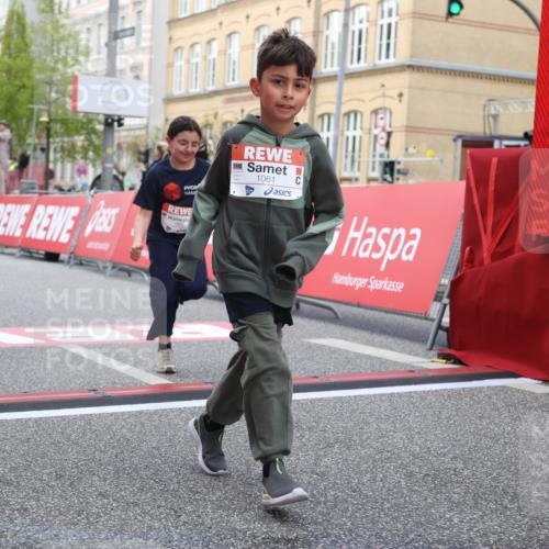 25.04.2026 - Das Zehntel Strokosch-Dieckow http://msf.ph/oto/9616107 25.04.2026 09:08:35 Ziel 1061, 1072, 1862, 2110, 2577 meine-sportfotos.de