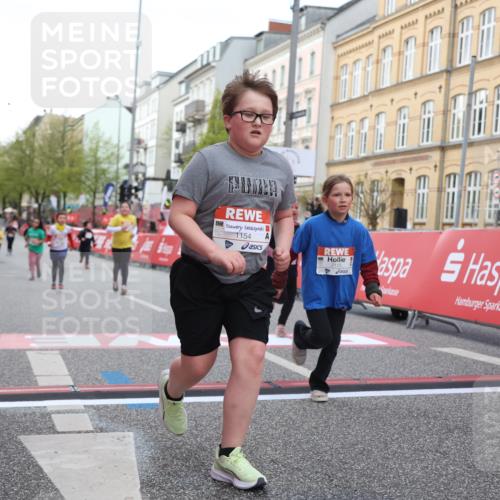 25.04.2026 - Das Zehntel Strokosch-Dieckow http://msf.ph/oto/9616145 25.04.2026 09:08:39 Ziel 1061, 1094, 1154, 1862, 2110, 2125, 2577 meine-sportfotos.de