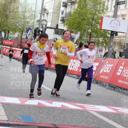 25.04.2026 - Das Zehntel Strokosch-Dieckow http://msf.ph/oto/9616157 25.04.2026 09:08:42 Ziel 1094, 1154, 2125, 2577, 2779, 3460, 3462 meine-sportfotos.de