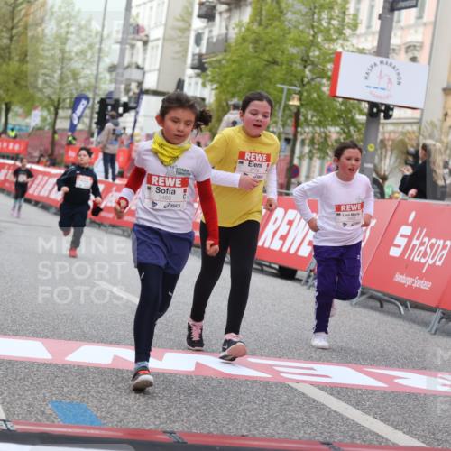 25.04.2026 - Das Zehntel Strokosch-Dieckow http://msf.ph/oto/9616160 25.04.2026 09:08:42 Ziel 1094, 1154, 2125, 2577, 2779, 3460, 3462 meine-sportfotos.de