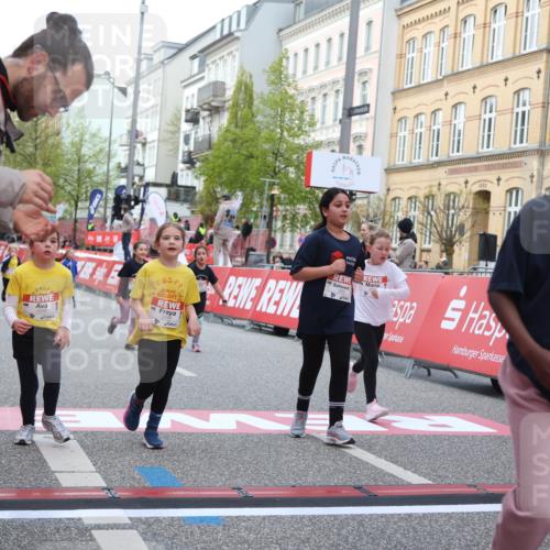 25.04.2026 - Das Zehntel Strokosch-Dieckow http://msf.ph/oto/9616208 25.04.2026 09:08:49 Ziel 1059, 1592, 1855, 2390, 2689, 2699, 2779, 3462, 3497 meine-sportfotos.de