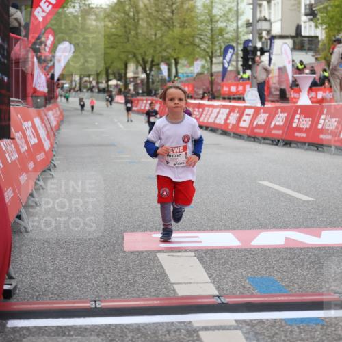 25.04.2026 - Das Zehntel Strokosch-Dieckow http://msf.ph/oto/9616221 25.04.2026 09:08:56 Ziel 1060, 1065, 1855, 2689, 2692, 2697, 2699, 2837, 3497 meine-sportfotos.de
