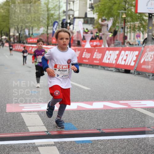25.04.2026 - Das Zehntel Strokosch-Dieckow http://msf.ph/oto/9616230 25.04.2026 09:08:56 Ziel 1060, 1065, 1855, 2689, 2692, 2697, 2699, 2837, 3497 meine-sportfotos.de