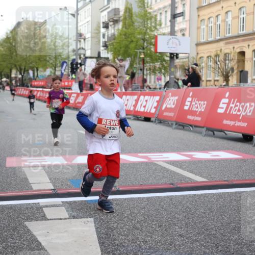 25.04.2026 - Das Zehntel Strokosch-Dieckow http://msf.ph/oto/9616234 25.04.2026 09:08:57 Ziel 1060, 1065, 1921, 2692, 2697, 2837 meine-sportfotos.de