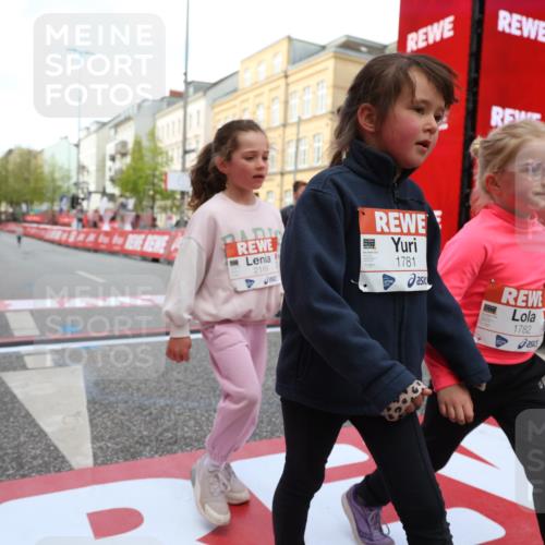 25.04.2026 - Das Zehntel Strokosch-Dieckow http://msf.ph/oto/9616315 25.04.2026 09:09:34 Ziel 1371, 1781, 1782, 2189, 3009 meine-sportfotos.de