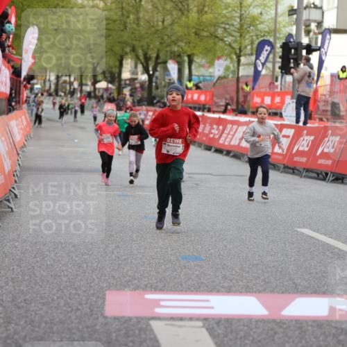 25.04.2026 - Das Zehntel Strokosch-Dieckow http://msf.ph/oto/9616331 25.04.2026 09:09:40 Ziel  meine-sportfotos.de