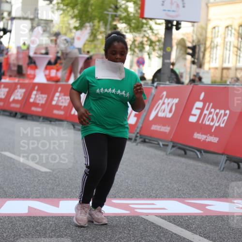 25.04.2026 - Das Zehntel Strokosch-Dieckow http://msf.ph/oto/9616374 25.04.2026 09:09:54 Ziel 2367 meine-sportfotos.de