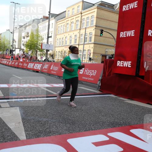 25.04.2026 - Das Zehntel Strokosch-Dieckow http://msf.ph/oto/9616387 25.04.2026 09:09:55 Ziel 2367 meine-sportfotos.de