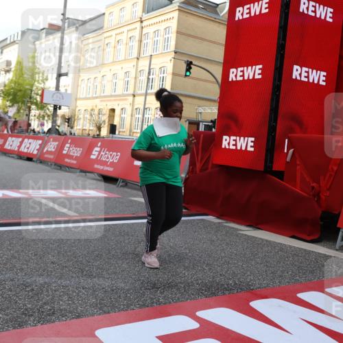 25.04.2026 - Das Zehntel Strokosch-Dieckow http://msf.ph/oto/9616394 25.04.2026 09:09:55 Ziel 2367 meine-sportfotos.de