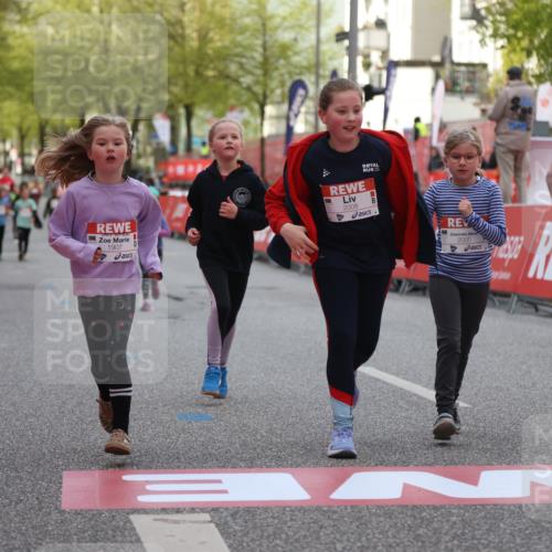 25.04.2026 - Das Zehntel Strokosch-Dieckow http://msf.ph/oto/9616417 25.04.2026 09:10:04 Ziel 1907, 1915, 2000, 2008 meine-sportfotos.de