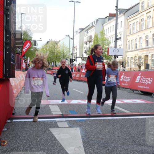 25.04.2026 - Das Zehntel Strokosch-Dieckow http://msf.ph/oto/9616432 25.04.2026 09:10:05 Ziel 1907, 1915, 2000, 2008 meine-sportfotos.de