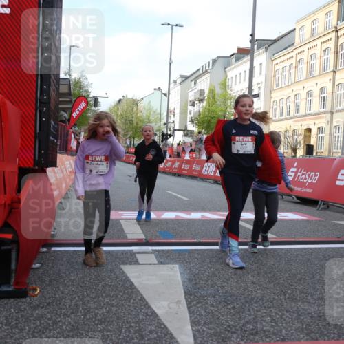 25.04.2026 - Das Zehntel Strokosch-Dieckow http://msf.ph/oto/9616447 25.04.2026 09:10:06 Ziel 1907, 1915, 2000, 2008 meine-sportfotos.de