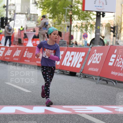 25.04.2026 - Das Zehntel Strokosch-Dieckow http://msf.ph/oto/9616466 25.04.2026 09:10:09 Ziel 1907, 1913, 1915, 2000, 2008 meine-sportfotos.de