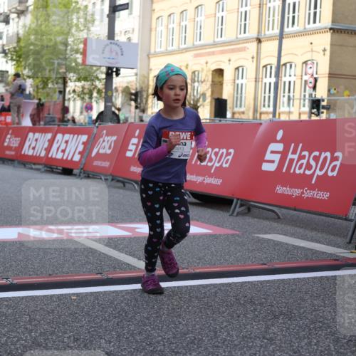 25.04.2026 - Das Zehntel Strokosch-Dieckow http://msf.ph/oto/9616473 25.04.2026 09:10:10 Ziel 1907, 1913, 1915, 2000, 2008 meine-sportfotos.de