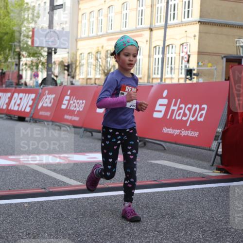 25.04.2026 - Das Zehntel Strokosch-Dieckow http://msf.ph/oto/9616477 25.04.2026 09:10:11 Ziel 1907, 1913, 1915, 2000, 2008 meine-sportfotos.de