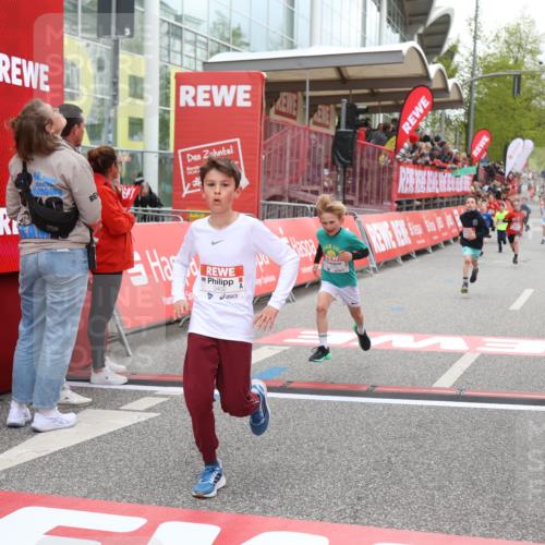 25.04.2026 - Das Zehntel Strokosch-Dieckow http://msf.ph/oto/9616545 25.04.2026 08:48:11 Ziel 1246, 2005, 2981, 3402 meine-sportfotos.de