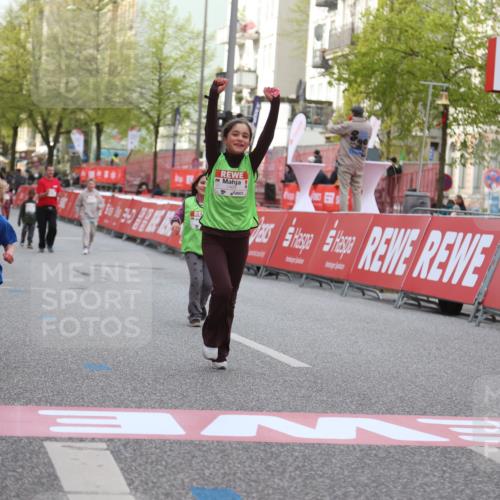 25.04.2026 - Das Zehntel Strokosch-Dieckow http://msf.ph/oto/9616554 25.04.2026 09:10:19 Ziel 1445, 1615, 1617, 2081 meine-sportfotos.de