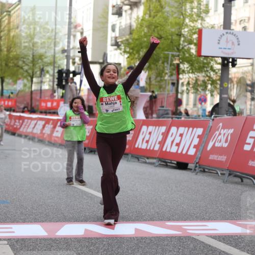 25.04.2026 - Das Zehntel Strokosch-Dieckow http://msf.ph/oto/9616572 25.04.2026 09:10:20 Ziel 1445, 1615, 1617, 2081 meine-sportfotos.de