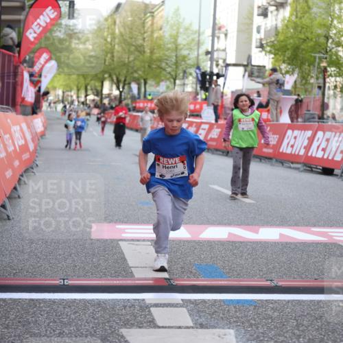 25.04.2026 - Das Zehntel Strokosch-Dieckow http://msf.ph/oto/9616590 25.04.2026 09:10:21 Ziel 1445, 1615, 1617, 2081 meine-sportfotos.de