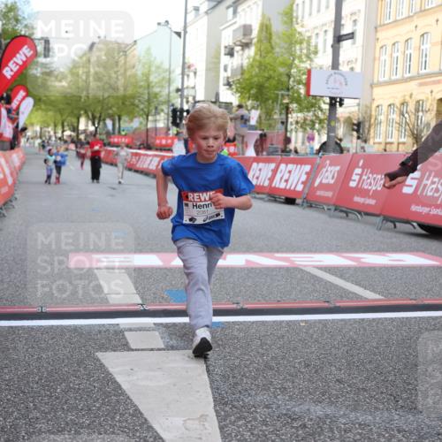 25.04.2026 - Das Zehntel Strokosch-Dieckow http://msf.ph/oto/9616593 25.04.2026 09:10:22 Ziel 1445, 1615, 1617, 2081 meine-sportfotos.de
