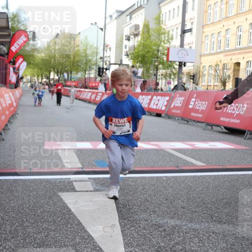 25.04.2026 - Das Zehntel Strokosch-Dieckow http://msf.ph/oto/9616602 25.04.2026 09:10:22 Ziel 1445, 1615, 1617, 2081 meine-sportfotos.de