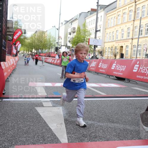 25.04.2026 - Das Zehntel Strokosch-Dieckow http://msf.ph/oto/9616605 25.04.2026 09:10:22 Ziel 1445, 1615, 1617, 2081 meine-sportfotos.de
