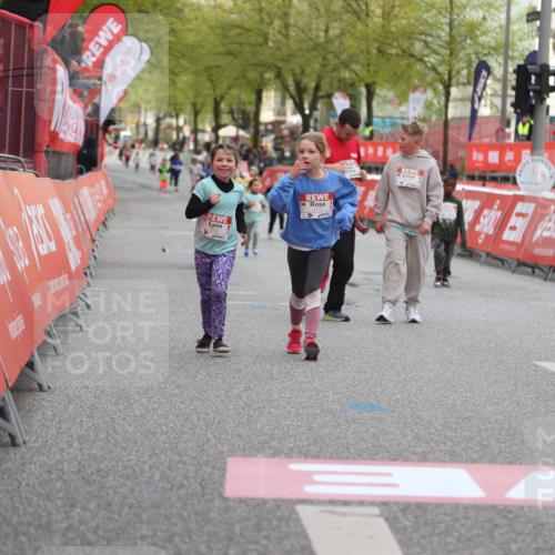 25.04.2026 - Das Zehntel Strokosch-Dieckow http://msf.ph/oto/9616648 25.04.2026 09:10:30 Ziel 1360, 1469 meine-sportfotos.de