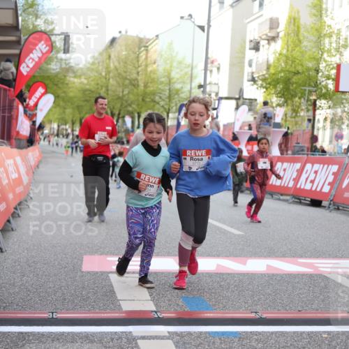 25.04.2026 - Das Zehntel Strokosch-Dieckow http://msf.ph/oto/9616669 25.04.2026 09:10:33 Ziel 1476, 3754, 3772 meine-sportfotos.de