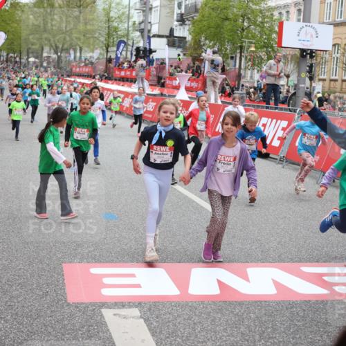 25.04.2026 - Das Zehntel Strokosch-Dieckow http://msf.ph/oto/9616771 25.04.2026 11:01:14 Ziel 5006, 5197, 5218, 5235, 5236, 5439, 5503, 5703, 5724, 5835, 5842, 5852, 5900, 6179, 6344, 6461, 6650, 6673, 6694, 6787, 6839, 7275, 7283, 7577, 7819, 7846, 8017, 8026, 8027 meine-sportfotos.de