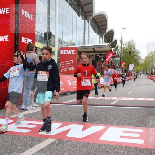 25.04.2026 - Das Zehntel Strokosch-Dieckow http://msf.ph/oto/9616800 25.04.2026 08:48:15 Ziel 1184, 1223, 1246, 2005, 2981, 3402, 4022, 4024, 4070 meine-sportfotos.de