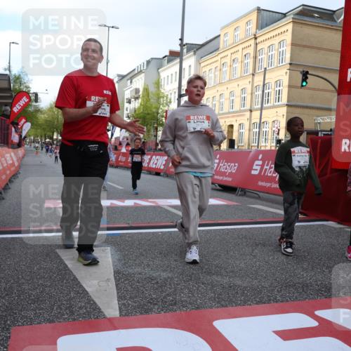 25.04.2026 - Das Zehntel Strokosch-Dieckow http://msf.ph/oto/9616803 25.04.2026 09:10:38 Ziel 1069, 1476, 2186, 2535, 3754, 3772 meine-sportfotos.de