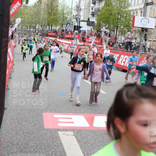 25.04.2026 - Das Zehntel Strokosch-Dieckow http://msf.ph/oto/9616811 25.04.2026 11:01:14 Ziel 5006, 5197, 5218, 5235, 5236, 5439, 5503, 5703, 5724, 5835, 5842, 5852, 5900, 6179, 6344, 6461, 6650, 6673, 6694, 6787, 6839, 7275, 7283, 7577, 7819, 7846, 8017, 8026, 8027 meine-sportfotos.de