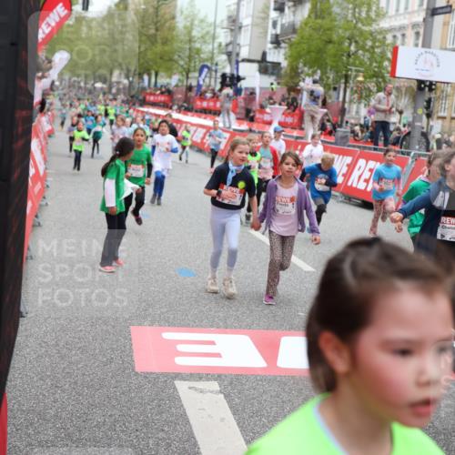 25.04.2026 - Das Zehntel Strokosch-Dieckow http://msf.ph/oto/9616821 25.04.2026 11:01:14 Ziel 5006, 5197, 5218, 5235, 5236, 5439, 5503, 5703, 5724, 5835, 5842, 5852, 5900, 6179, 6344, 6461, 6650, 6673, 6694, 6787, 6839, 7275, 7283, 7577, 7819, 7846, 8017, 8026, 8027 meine-sportfotos.de