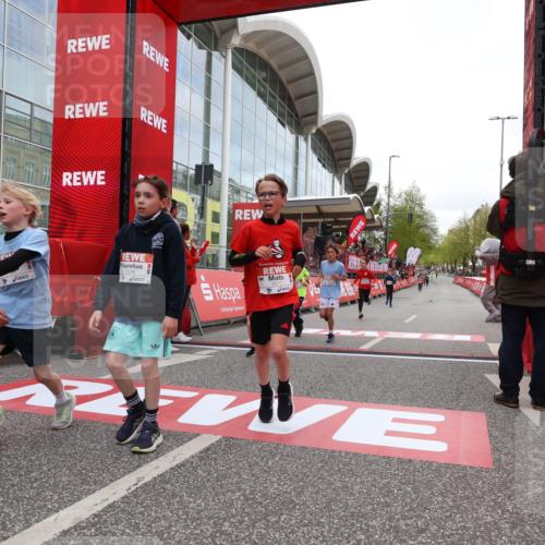 25.04.2026 - Das Zehntel Strokosch-Dieckow http://msf.ph/oto/9616842 25.04.2026 08:48:16 Ziel 1184, 1223, 1246, 2005, 2611, 3402, 4022, 4024, 4070 meine-sportfotos.de
