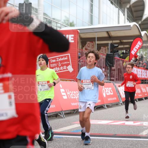 25.04.2026 - Das Zehntel Strokosch-Dieckow http://msf.ph/oto/9616868 25.04.2026 08:48:16 Ziel 1184, 1223, 1246, 2005, 2611, 3402, 4022, 4024, 4070 meine-sportfotos.de