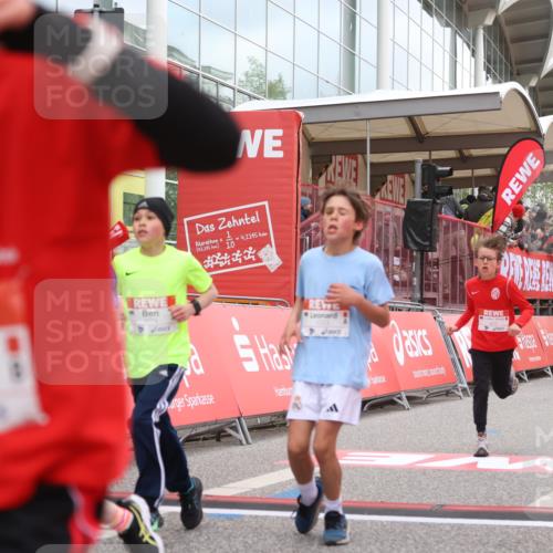 25.04.2026 - Das Zehntel Strokosch-Dieckow http://msf.ph/oto/9616878 25.04.2026 08:48:16 Ziel 1184, 1223, 1246, 2005, 2611, 3402, 4022, 4024, 4070 meine-sportfotos.de