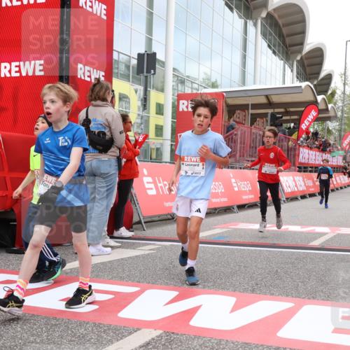 25.04.2026 - Das Zehntel Strokosch-Dieckow http://msf.ph/oto/9616927 25.04.2026 08:48:17 Ziel 1184, 1223, 1246, 2005, 2611, 3402, 4022, 4024, 4070 meine-sportfotos.de