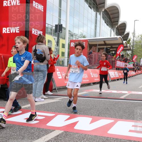 25.04.2026 - Das Zehntel Strokosch-Dieckow http://msf.ph/oto/9616938 25.04.2026 08:48:17 Ziel 1184, 1223, 1246, 2005, 2611, 3402, 4022, 4024, 4070 meine-sportfotos.de