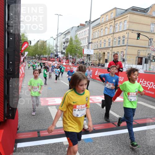 25.04.2026 - Das Zehntel Strokosch-Dieckow http://msf.ph/oto/9616990 25.04.2026 11:01:12 Ziel 5197, 5200, 5204, 5208, 5218, 5235, 5236, 5439, 5503, 5703, 5835, 5841, 5842, 5844, 5852, 5900, 6179, 6314, 6344, 6633, 6650, 6853, 7275, 7283, 7775, 7819, 7846, 8017, 8026, 8027 meine-sportfotos.de