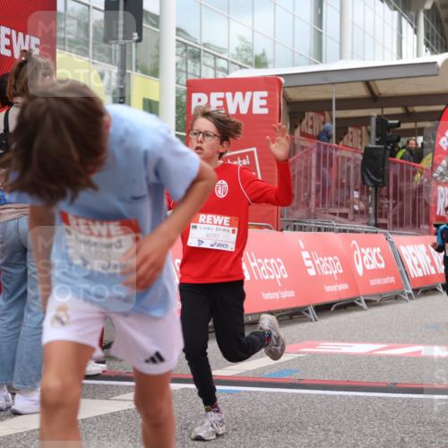 25.04.2026 - Das Zehntel Strokosch-Dieckow http://msf.ph/oto/9616998 25.04.2026 08:48:18 Ziel 1184, 1223, 1246, 2034, 2611, 4022, 4024, 4070 meine-sportfotos.de
