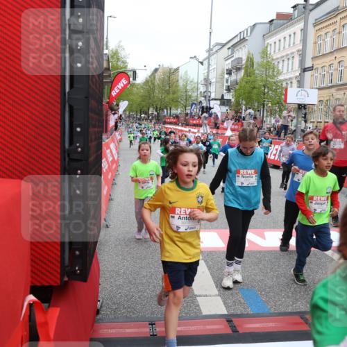 25.04.2026 - Das Zehntel Strokosch-Dieckow http://msf.ph/oto/9617026 25.04.2026 11:01:11 Ziel 5197, 5200, 5204, 5208, 5218, 5235, 5236, 5439, 5574, 5681, 5835, 5841, 5842, 5844, 5852, 5900, 6179, 6314, 6344, 6633, 6650, 6853, 7275, 7283, 7775, 7819, 7846, 8017, 8026, 8027 meine-sportfotos.de