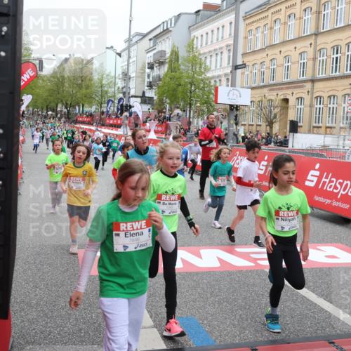 25.04.2026 - Das Zehntel Strokosch-Dieckow http://msf.ph/oto/9617129 25.04.2026 11:01:10 Ziel 5197, 5200, 5204, 5208, 5218, 5235, 5236, 5439, 5574, 5681, 5835, 5841, 5842, 5844, 5852, 5900, 6179, 6314, 6344, 6633, 6650, 6853, 7015, 7045, 7275, 7283, 7338, 7775, 7819, 7846, 8017 meine-sportfotos.de
