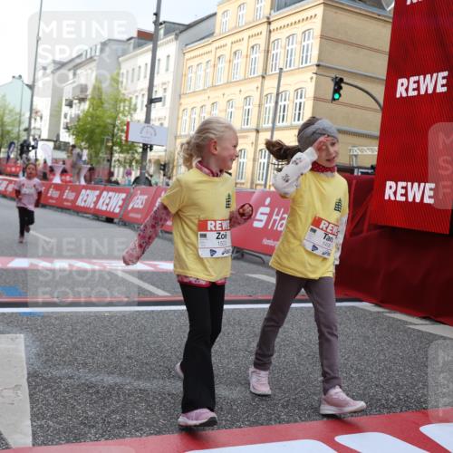 25.04.2026 - Das Zehntel Strokosch-Dieckow http://msf.ph/oto/9617142 25.04.2026 09:10:47 Ziel 1484, 1486, 1499, 1503, 2182, 2243 meine-sportfotos.de